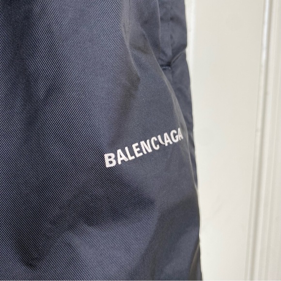 Authentic Balenciaga Drawstring Black Shorts Size Medium - Picture 11 of 16